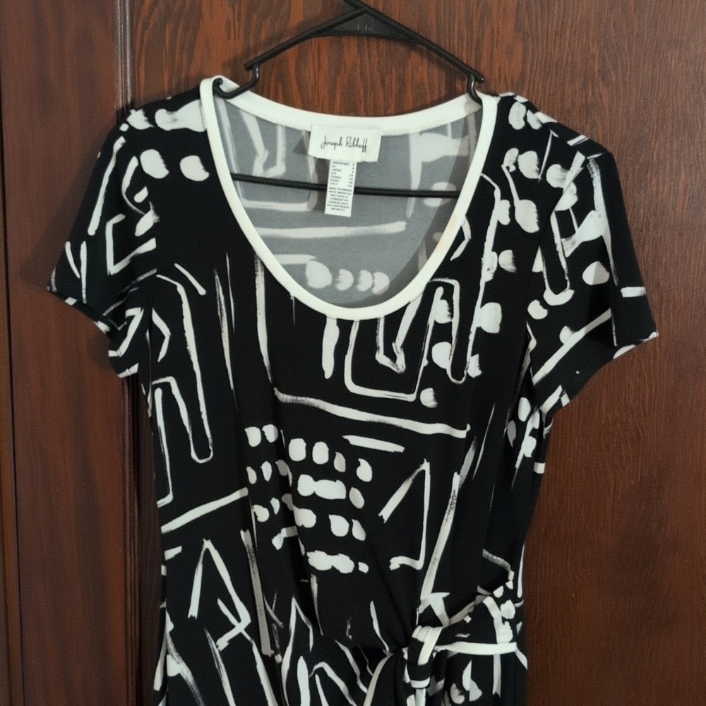 Joseph Ribkoff Black/ Vanilla Dress Style 221227 Size 6 - Picture 9 of 11